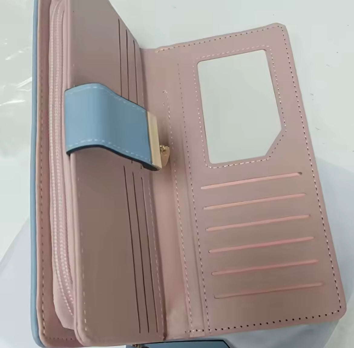 PORTEFEUILLE CHIC & FONCTIONNEL