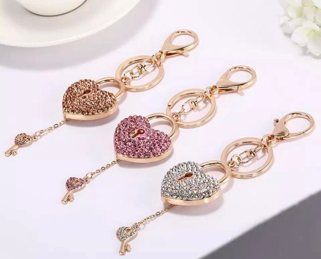 PORTE-CLÉ COEUR AVEC CLÉ