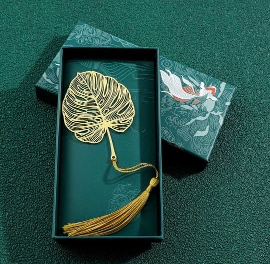 MARQUE PAGE EN METAL