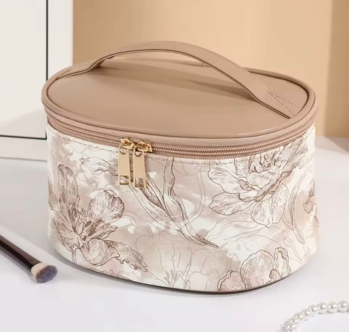 TROUSSE BEAUTÉ ET ÉLÉGANCE 3