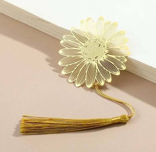 MARQUE PAGE EN METAL