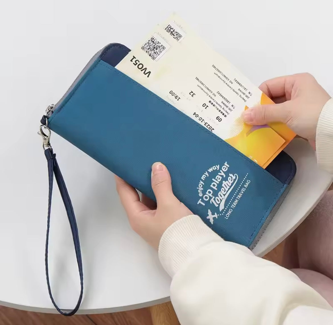 ORGANISATEUR DE VOYAGE COLORÉS