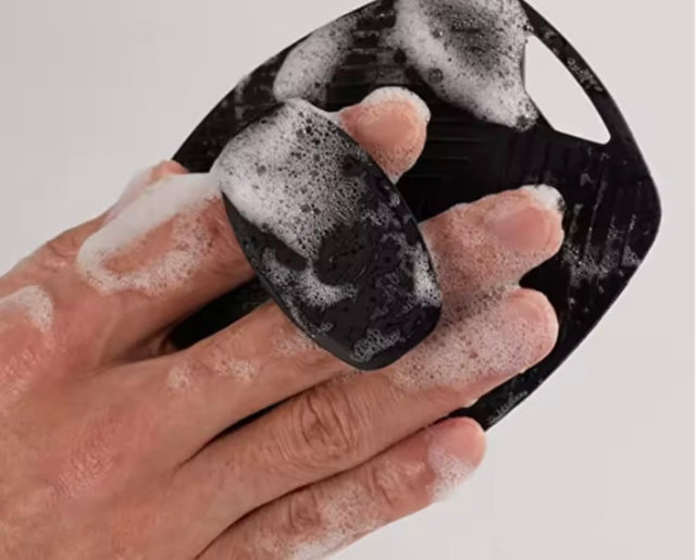 BROSSE DE BAIN EXFOLIANTE EN SILICONE