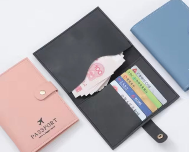 PROTÈGE PASSEPORT MULTIFONCTIONS