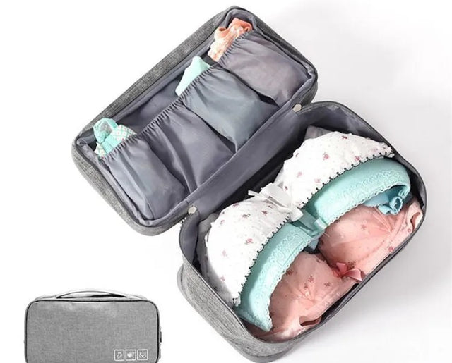 POCHETTE POUR SOUS-VETEMENTS EN POLYESTER