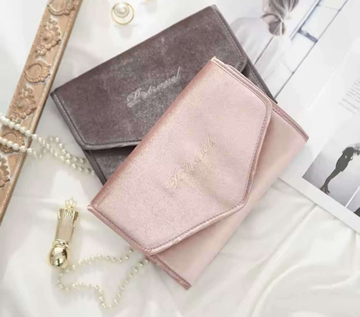 TROUSSE DE RANGEMENT ÉLÉGANT POUR BIJOUX