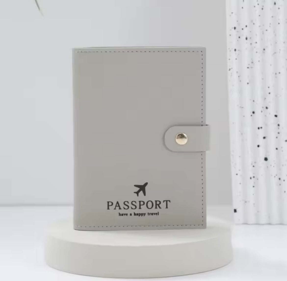 PROTÈGE PASSEPORT MULTIFONCTIONS