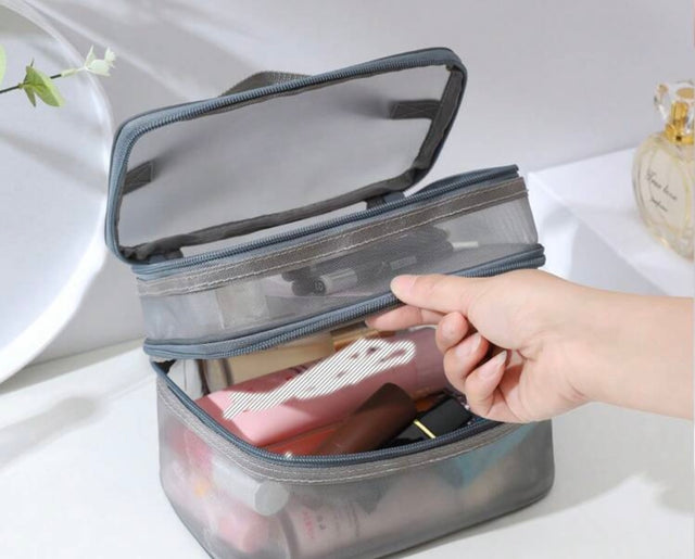 TROUSSE COSMÉTIQUE EN MAILLE ZIPPÉ